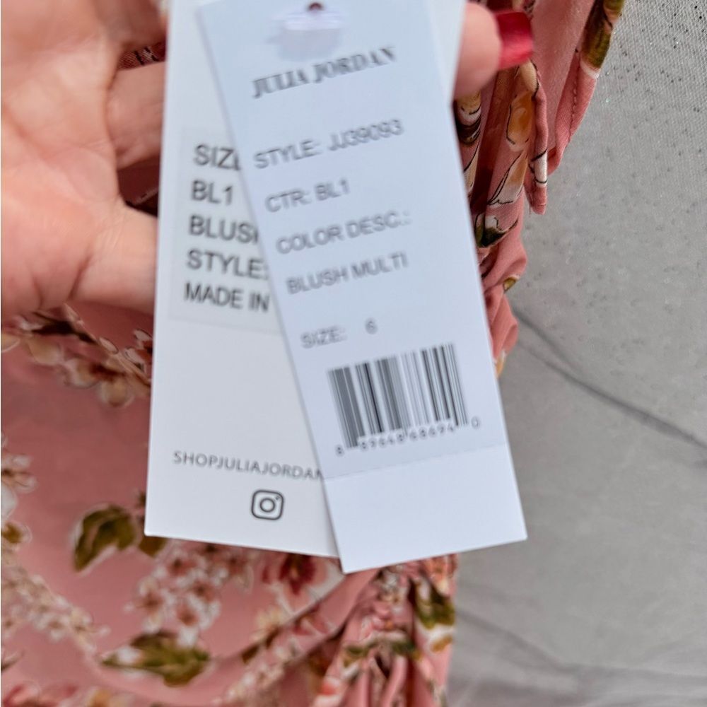 Julia Jordan Floral Ruffle Dress in Pink and Green - Picture 7 of 7